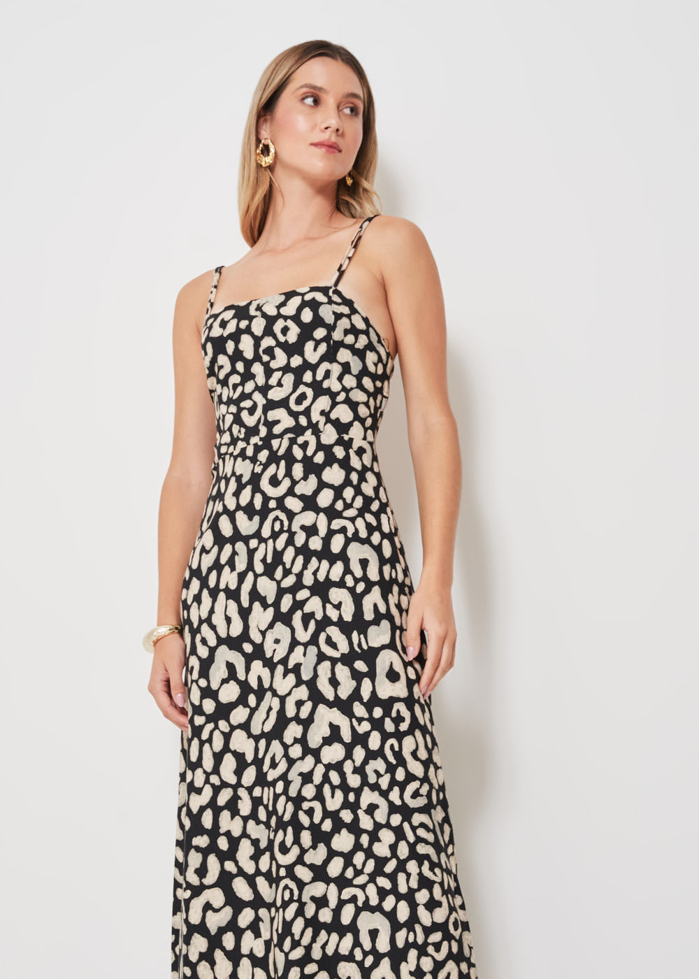 53.50.3423EST VESTIDO LONGUETE DECOTE RETO ESTAMPA SAVAGE