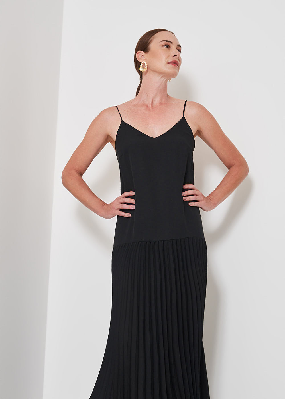 53.40.3401PTO VESTIDO LONGO COM SAIA PLISSADA