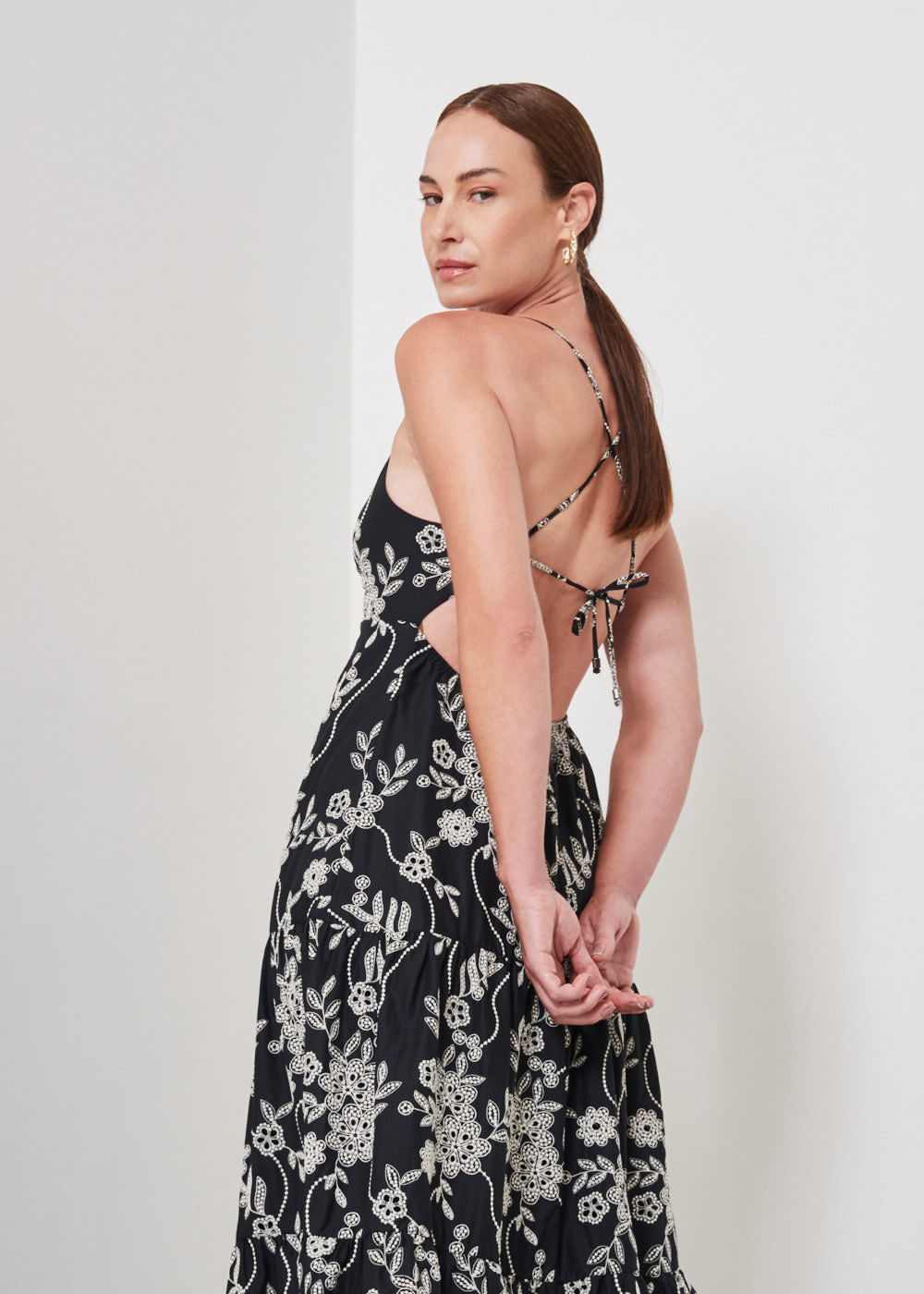 53.40.3402PTO VESTIDO LONGO BORDADO DETALHE GOTA