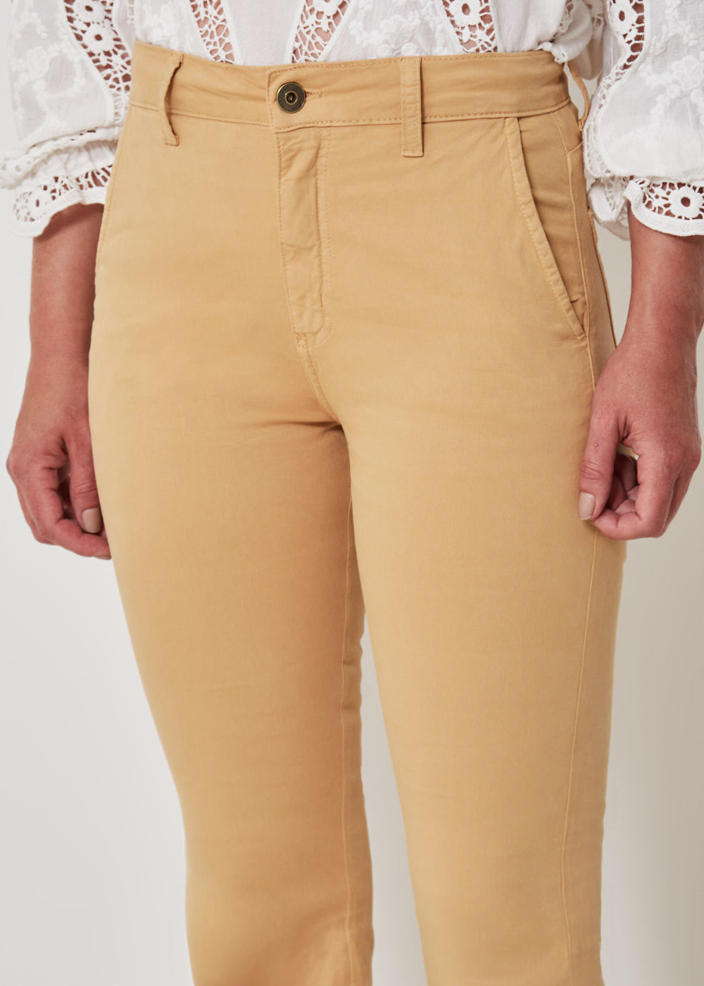 12.72.3401CML CALÇA SARJA FLARE