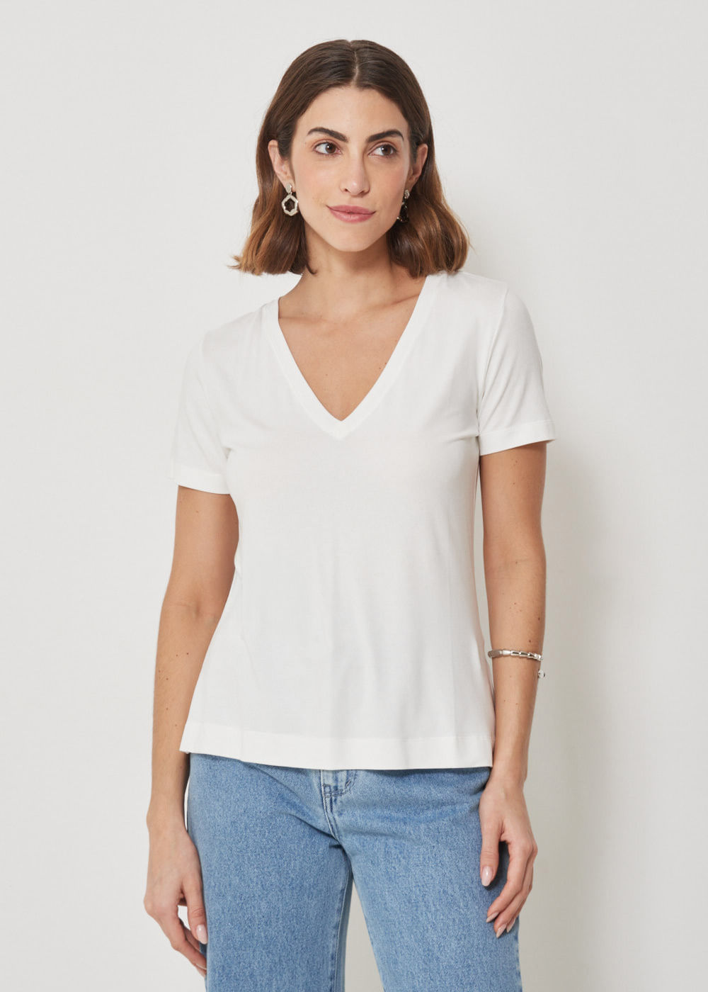 67.10.3401OFW T-SHIRT MALHA BÁSICA DECOTE V