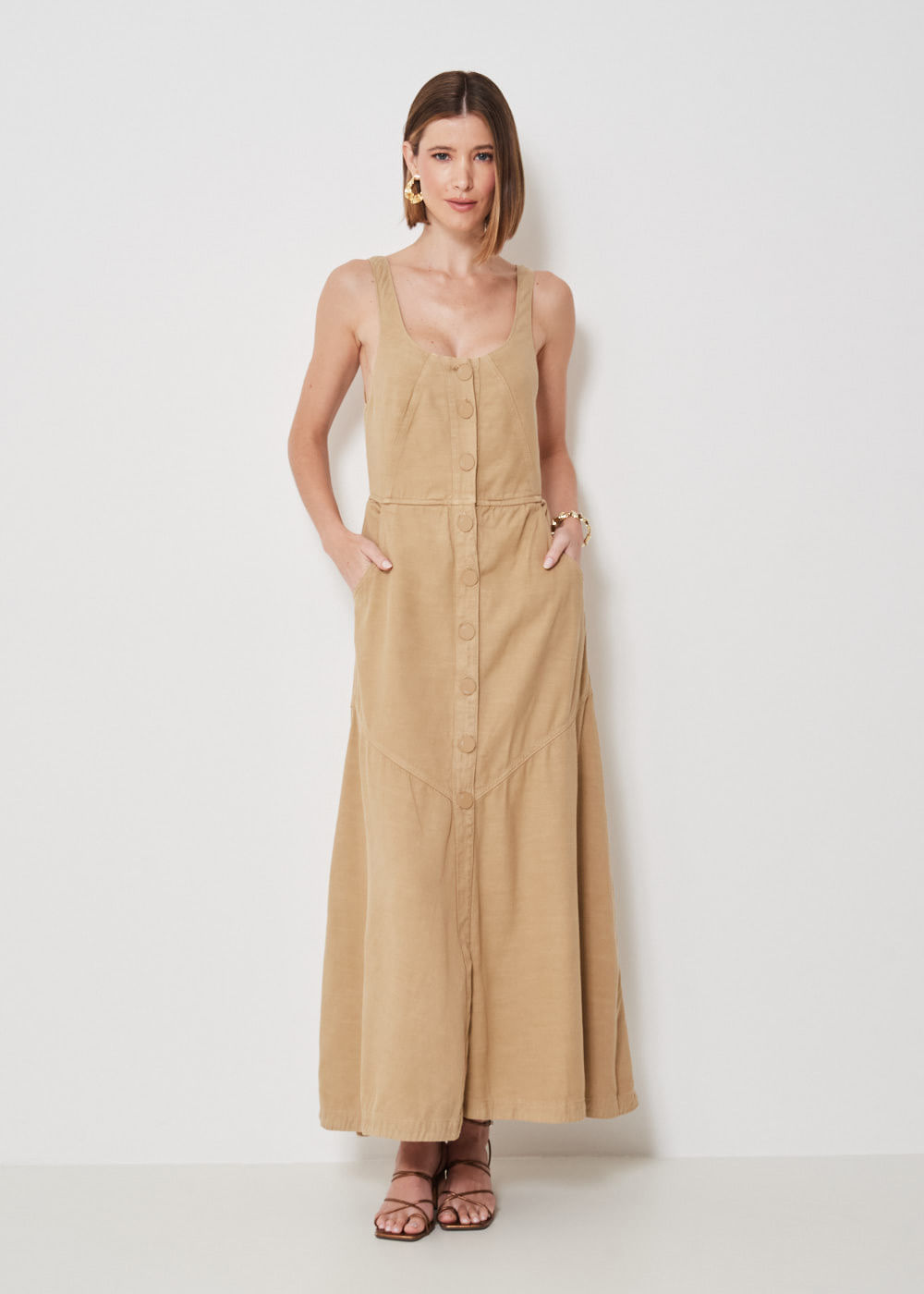 13.40.3401CAM VESTIDO LONGO DE SARJA RECORTES