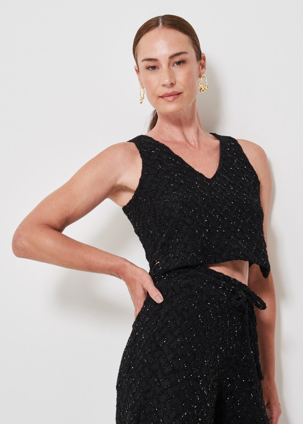 69.60.3401PTO CROPPED EM MALHA DECOTE V GLAM