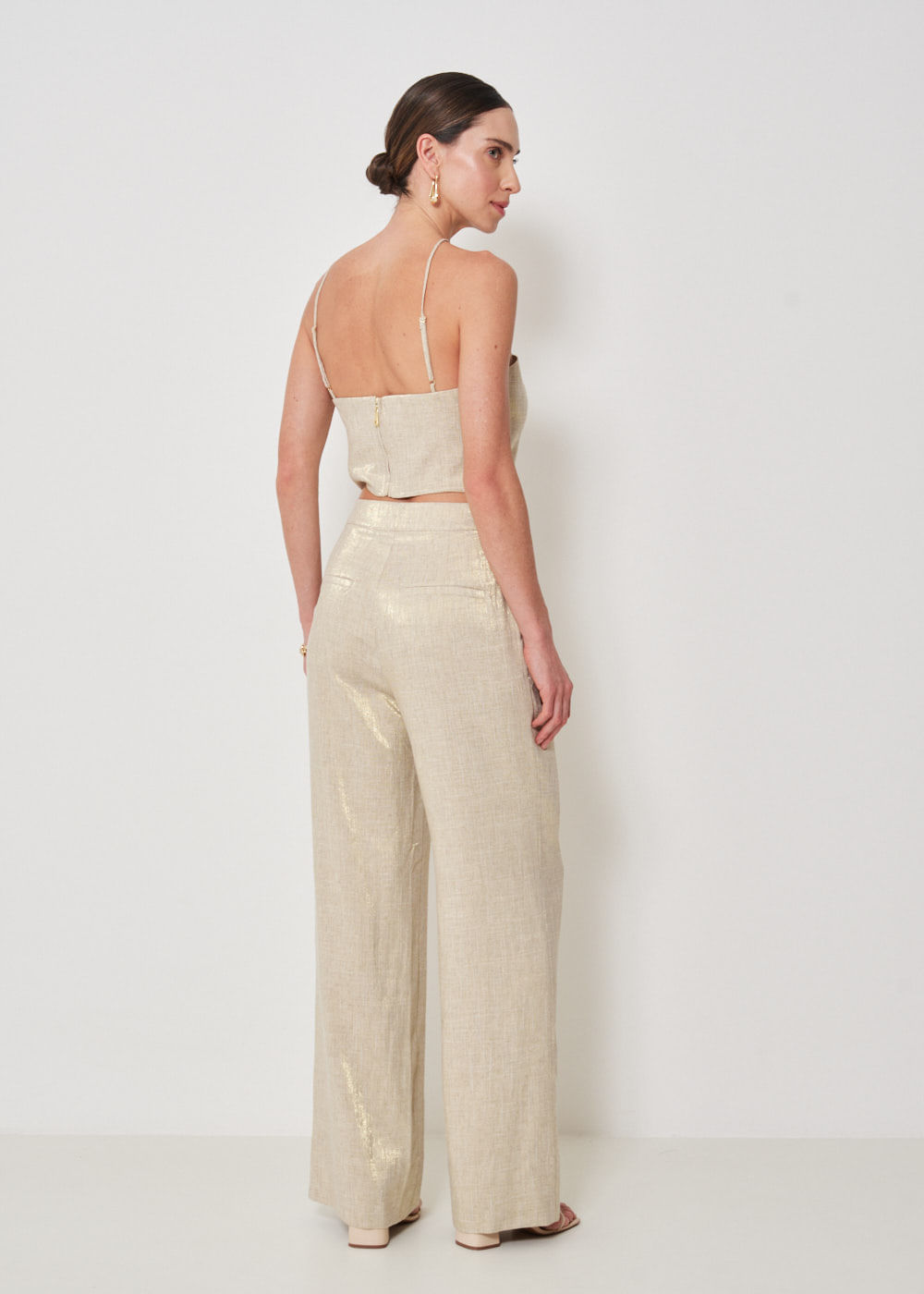 52.10.3422DOU CALÇA WIDE LEG MICRO PREGAS- HIGHLINE