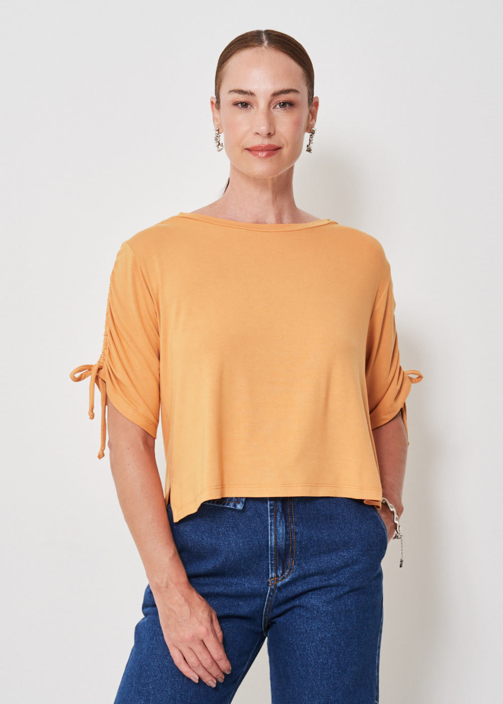 67.40.3404AÇA BLUSA MALHA AMARRAÇÃO NAS MANGAS