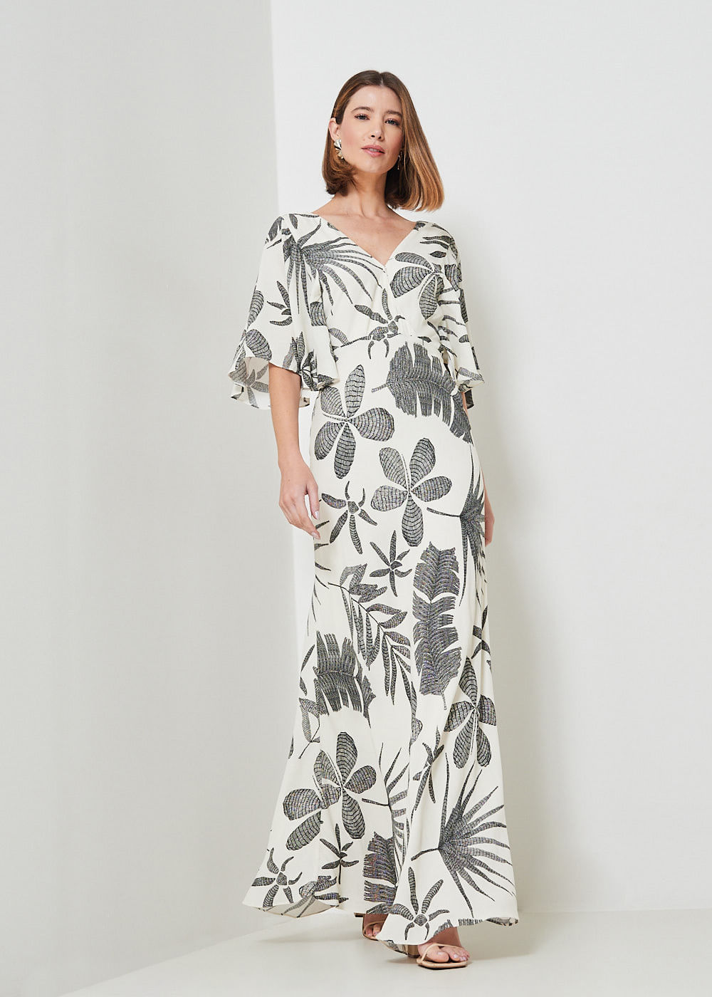 53.50.3436EST VESTIDO LONGO MANGA GODÊ ESTAMPA TROPICAL LEAVES