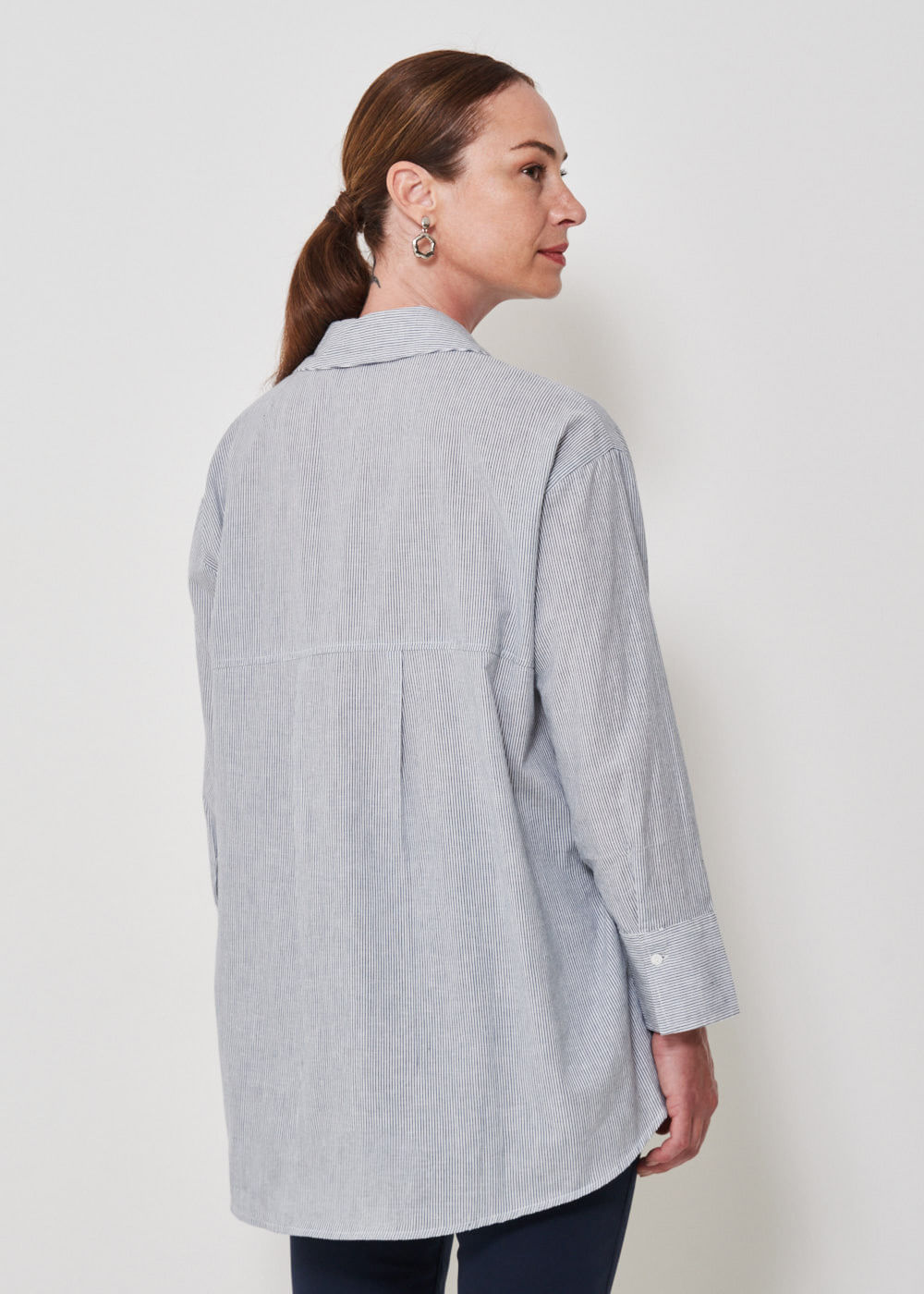 55.70.3406AZU CAMISA LISTRADA OVERSIZED DE ALGODÃO