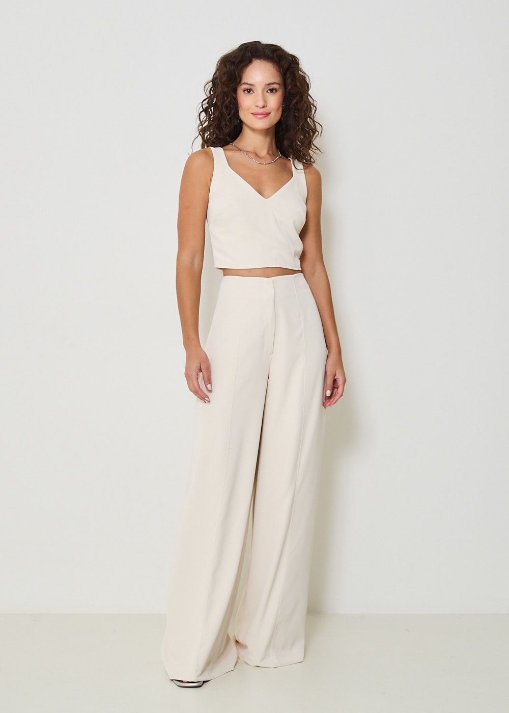 22.23.3419CRE CALÇA PANTALONA ALFAIATARIA COM RECORTE