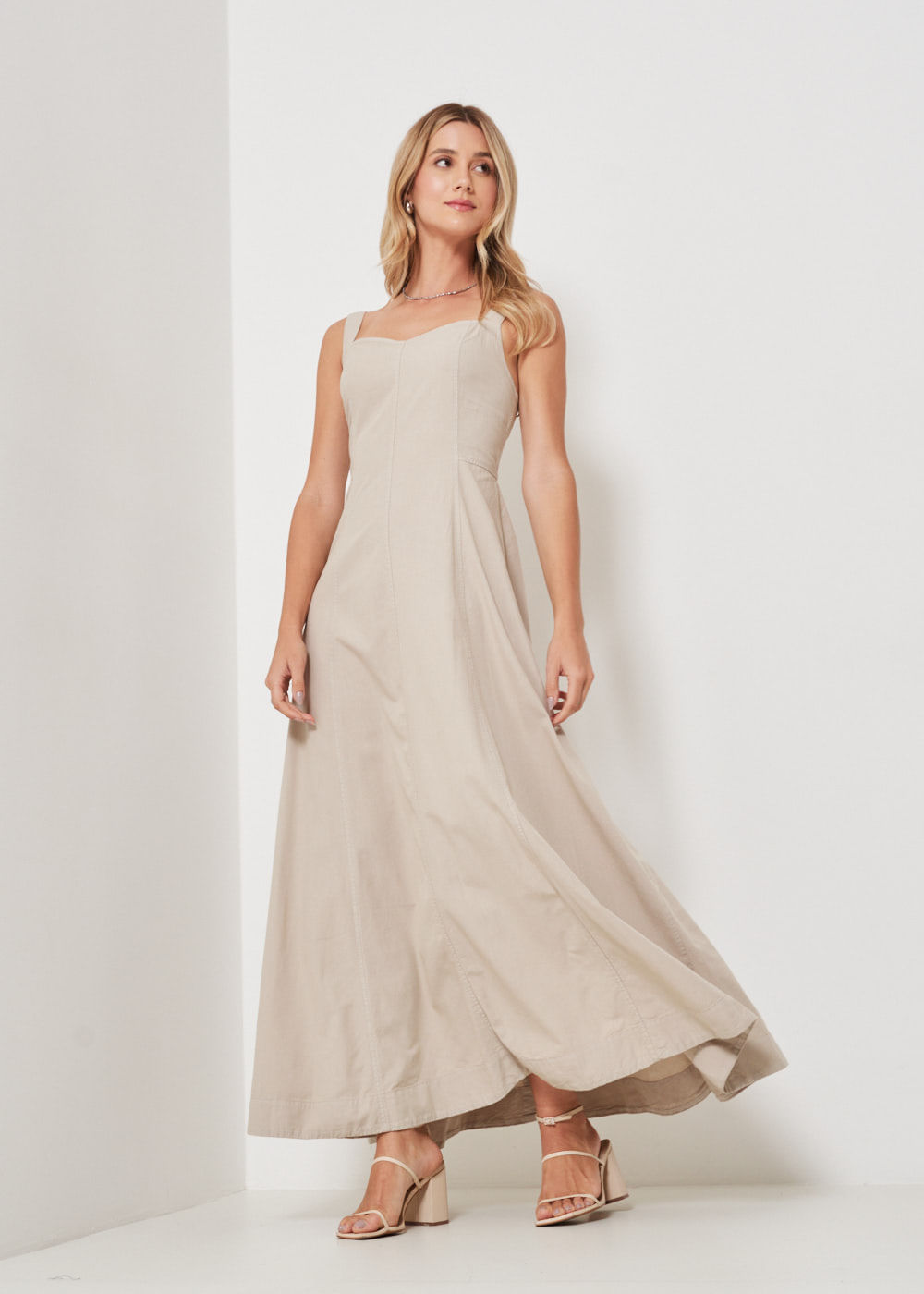 13.40.3404ARG VESTIDO LONGO SARJA ALÇAS MEDIAS
