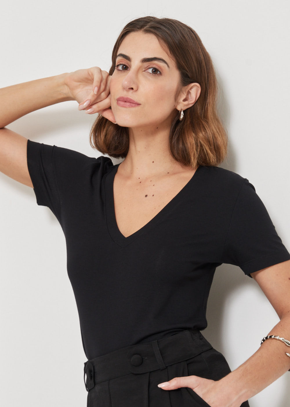 67.10.3404PTO T-SHIRT M/C  MALHA BÁSICA DECOTE V