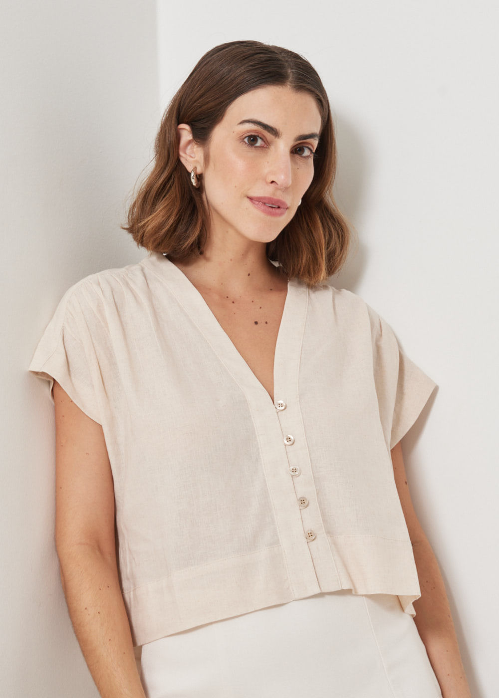 57.40.3414ARE BLUSA MANGA CURTA C/ ABOTOAMENTO