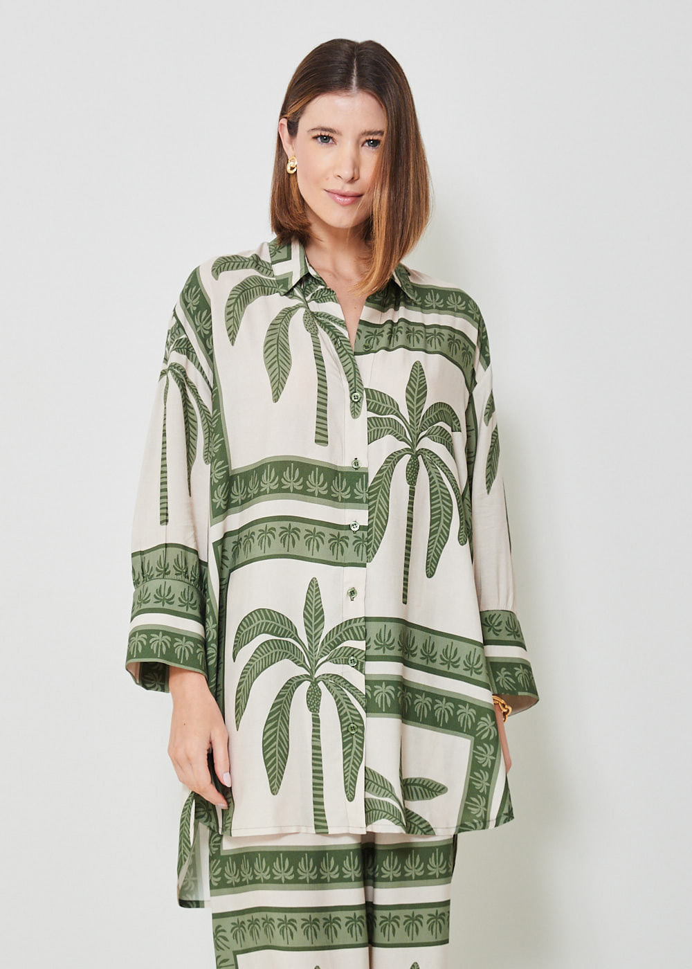 55.20.3412VDE CAMISA ALONGADA 3/4 ESTAMPA LENÇO COQUEIRO