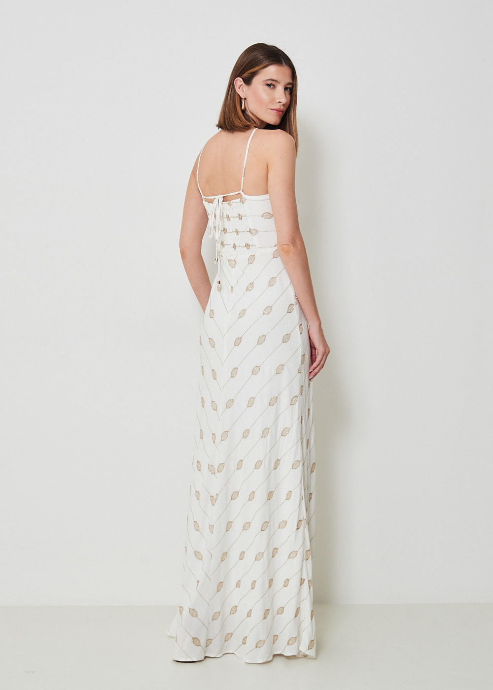 53.40.3413OFW VESTIDO LONGO AMARRAÇÃO DETALHE BORDADO