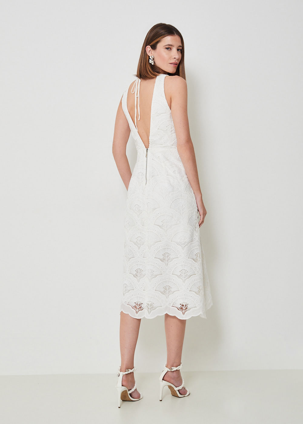 53.00.3409OFW VESTIDO MIDI RENDADO DECOTE V