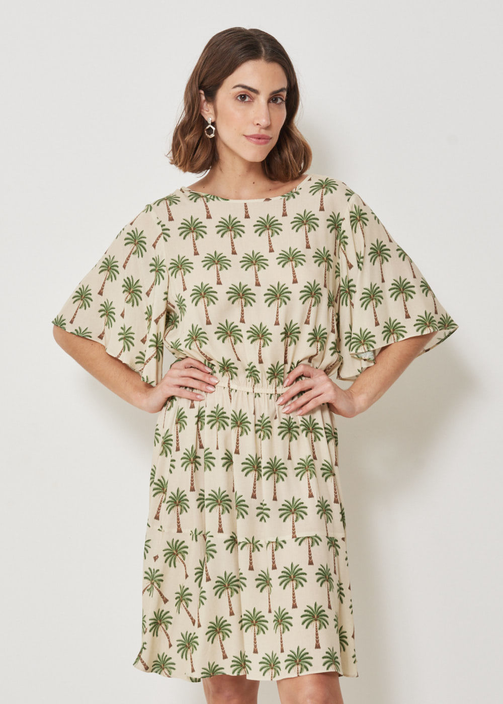 53.22.3415ARE VESTIDO CURTO ESTAMPA OÁSIS