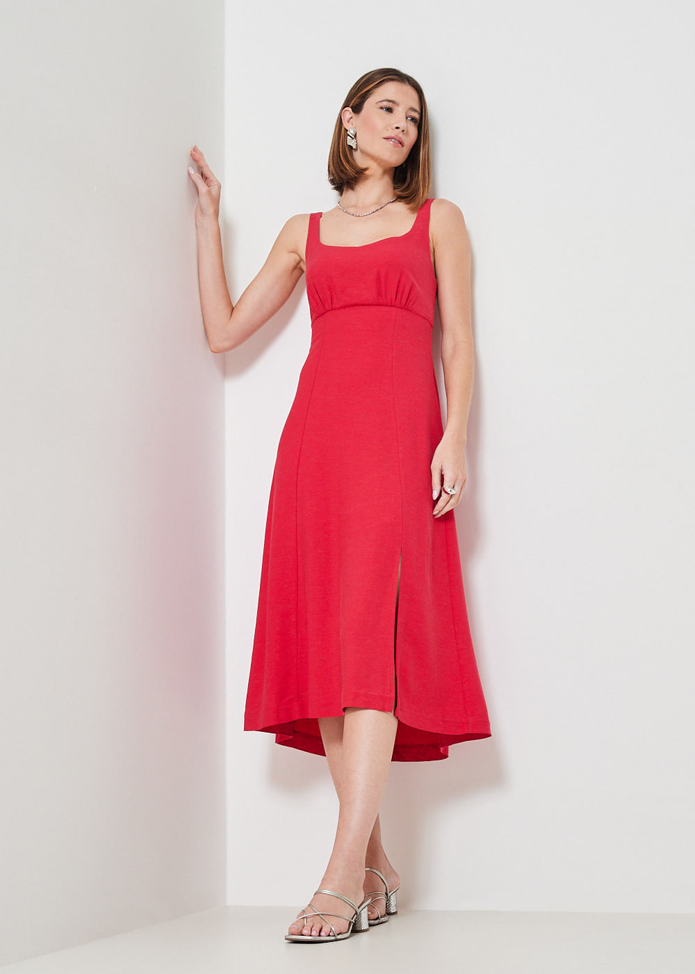 53.11.3411RSE VESTIDO MIDI DETALHADO COM FENDA