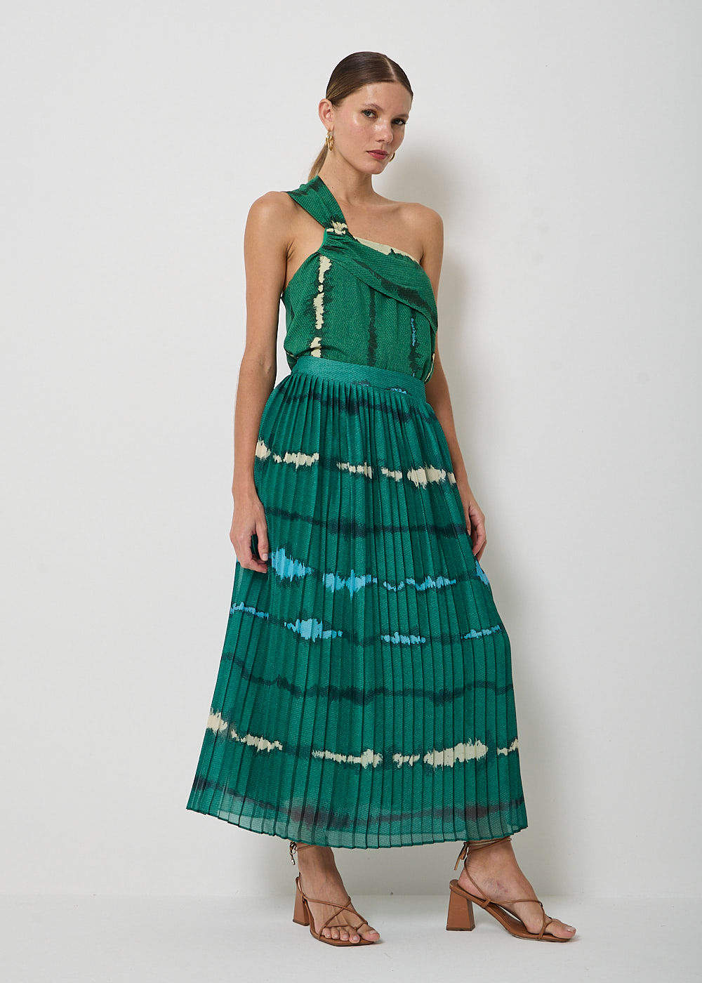 54.21.3419EST SAIA PLISSADA ESTAMPA ONDAS