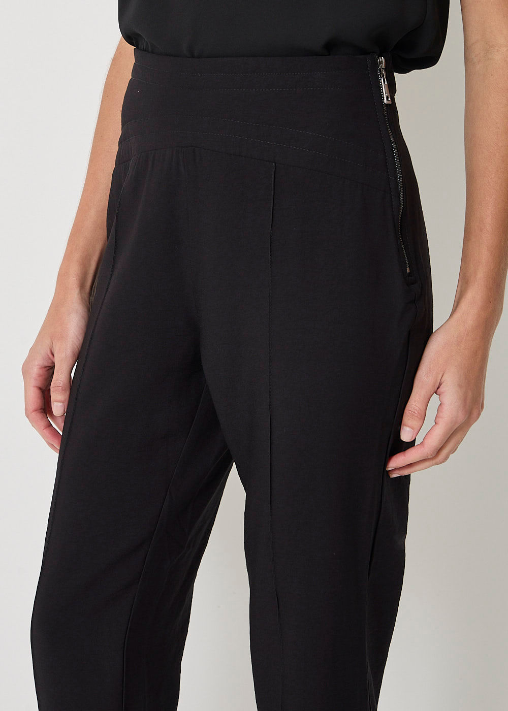 22.20.3401PTO CALÇA SKINNY PALA MATELASSÊ- HIGHLINE