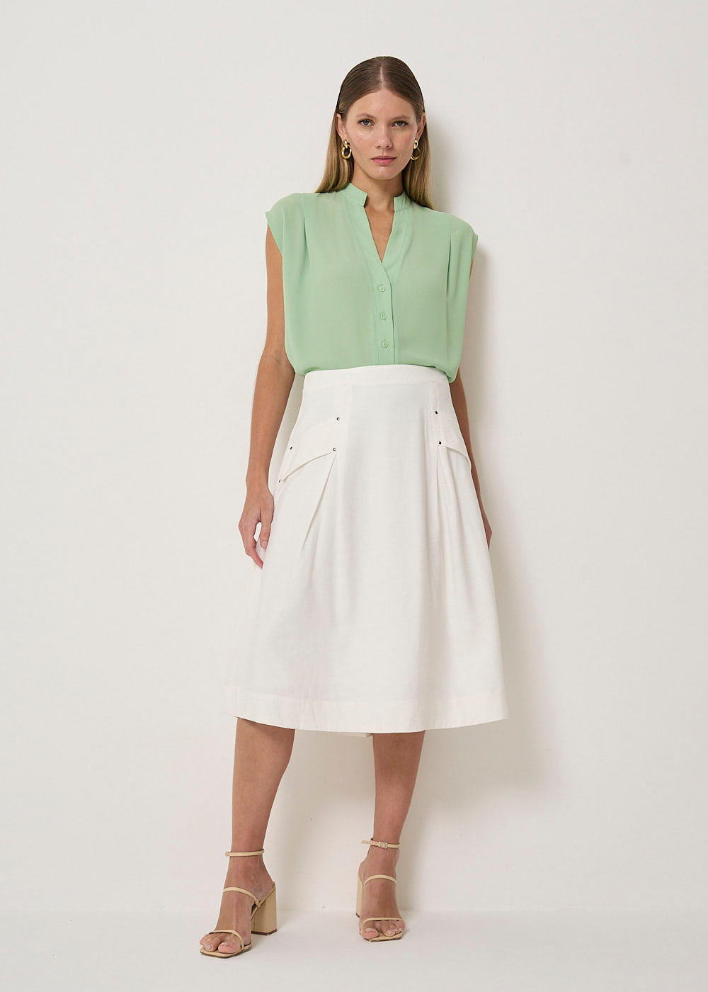 24.21.3401OFW SAIA MIDI PREGAS COM TACHAS - HIGHLINE