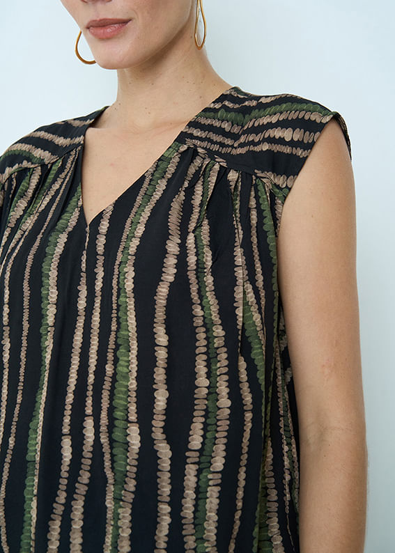 57.20.3501EST BLUSA M/C DECOTE V ESTAMPA CIRCLES COLORS