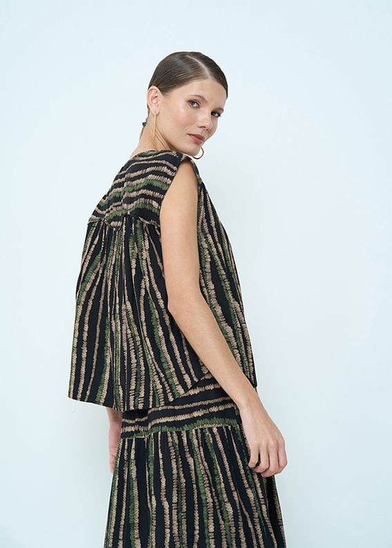 57.20.3501EST BLUSA M/C DECOTE V ESTAMPA CIRCLES COLORS