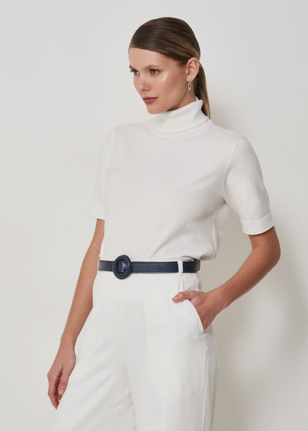 72.00.3501MAR CINTO DE COURO COM FIVELA REDONDA