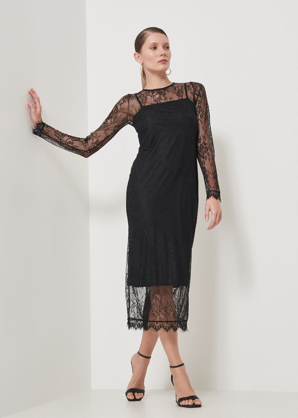 63.13.3501PTO VESTIDO MIDI RENDA M/G LONGA - HIGHLINE