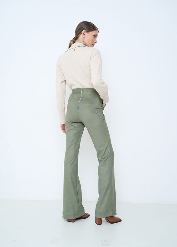 32.20.3503OLI CALÇA FLARE DETALHE NERVURAS SUEDE