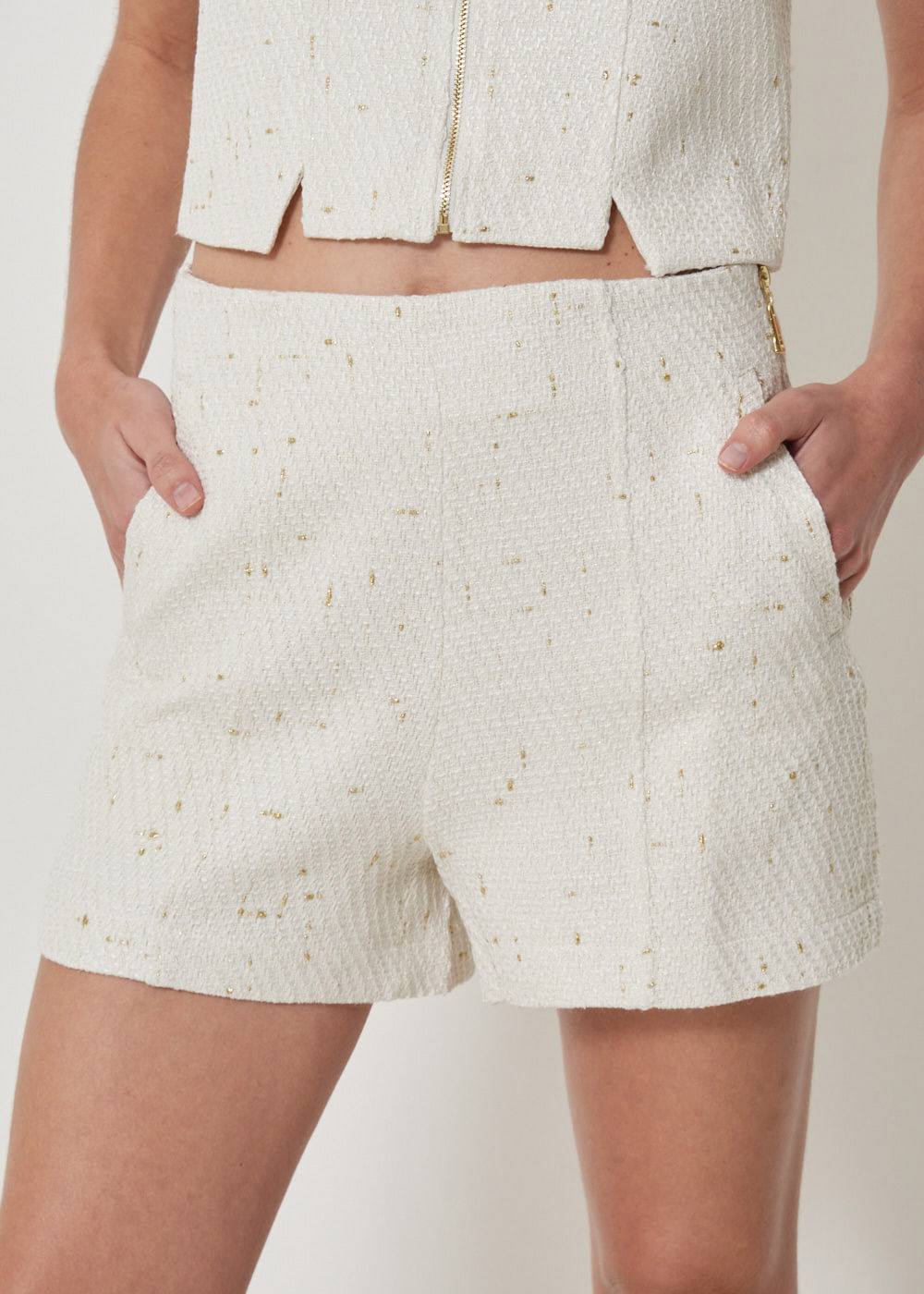 22.50.3502OFW SHORTS TWEED C/ DETALHE BRILHO - HIGHLINE