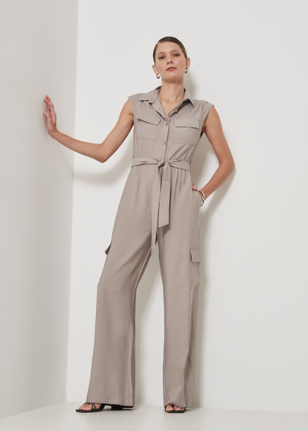 23.80.3503CIM MACACÃO REGATA ALFAIATARIA ABOTOAMENTO