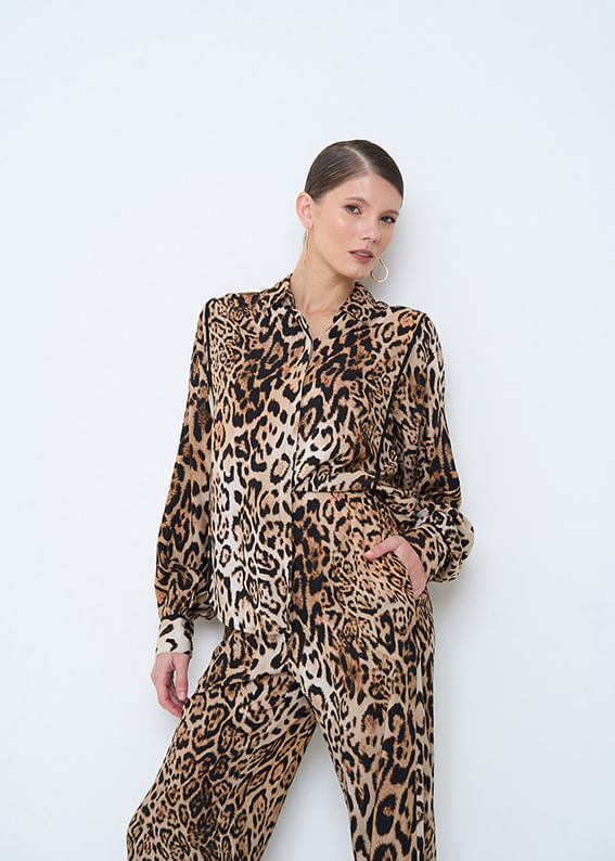55.20.3502EST CAMISA M/L DETALHADA ESTAMPA SAVAGE ANIMAL