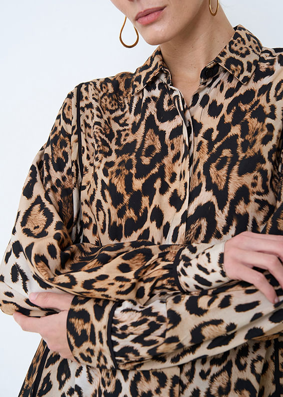55.20.3502EST CAMISA M/L DETALHADA ESTAMPA SAVAGE ANIMAL