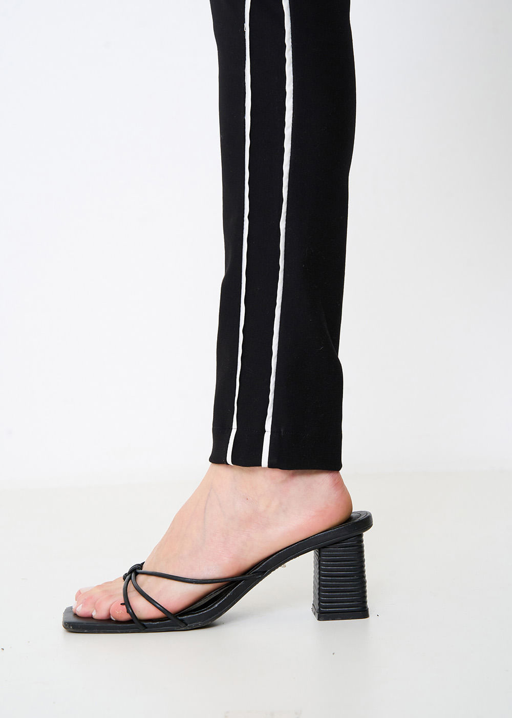 62.20.3501PTO CALÇA LEGGING MALHA BICOLOR