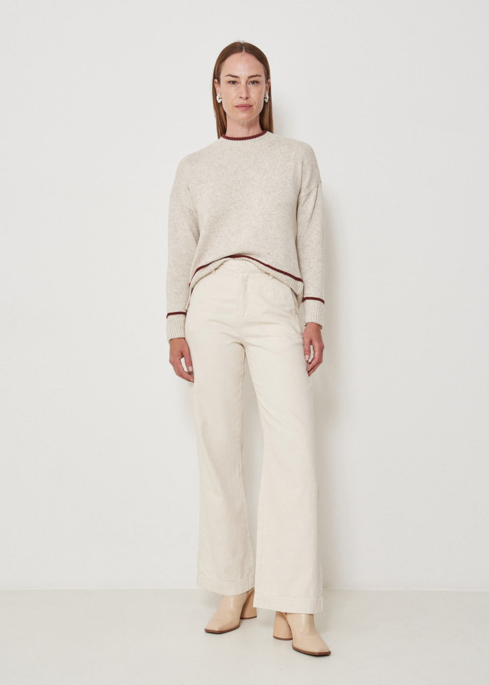 12.75.3504CRU CALÇA SARJA WIDE LEG BOLSO FACA