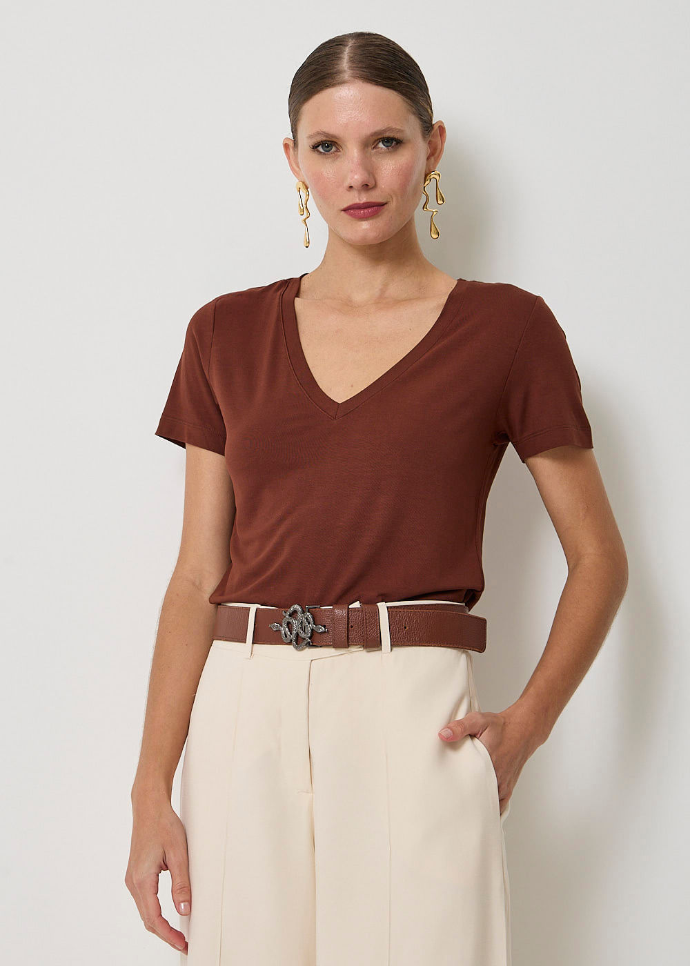 67.10.3503CHO T-SHIRT MALHA BÁSICA DECOTE V