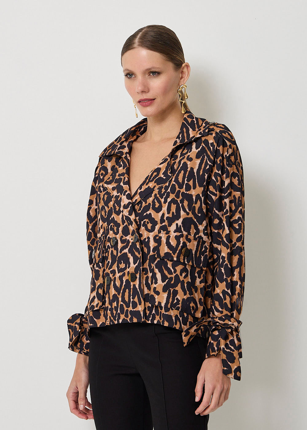 51.30.3505EST CASACO LEVE ESTAMPA WILD ANIMAL PRINT
