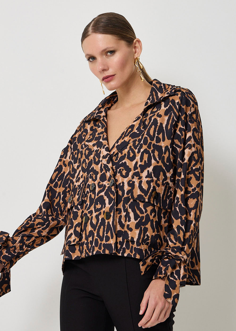 51.30.3505EST CASACO LEVE ESTAMPA WILD ANIMAL PRINT