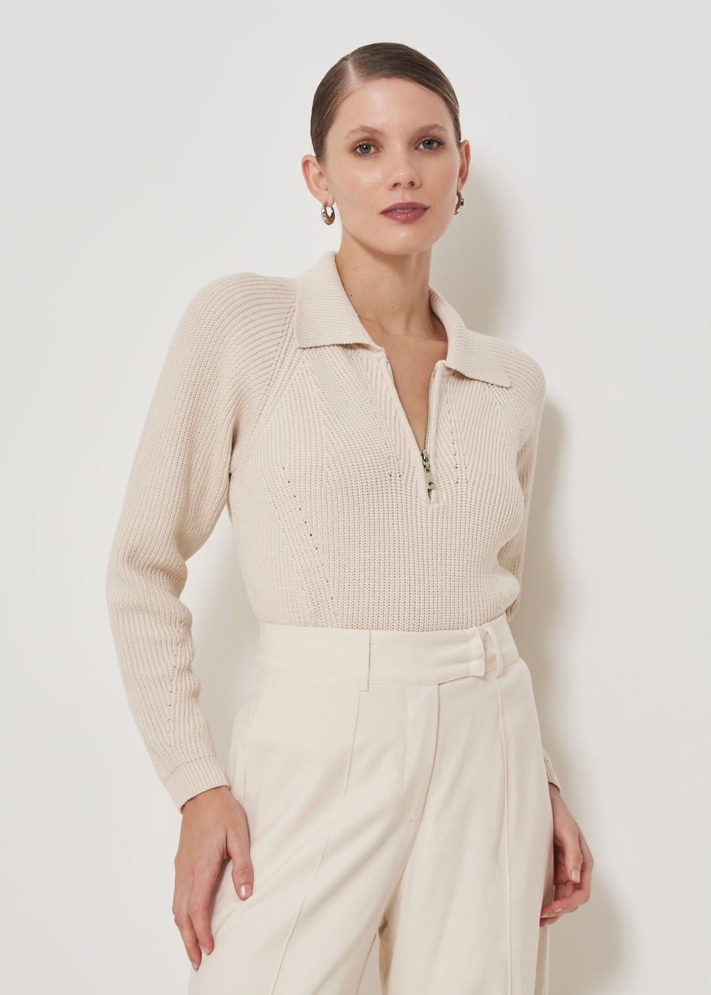 46.10.3501ARE BLUSA CANELADA C/ ZÍPER