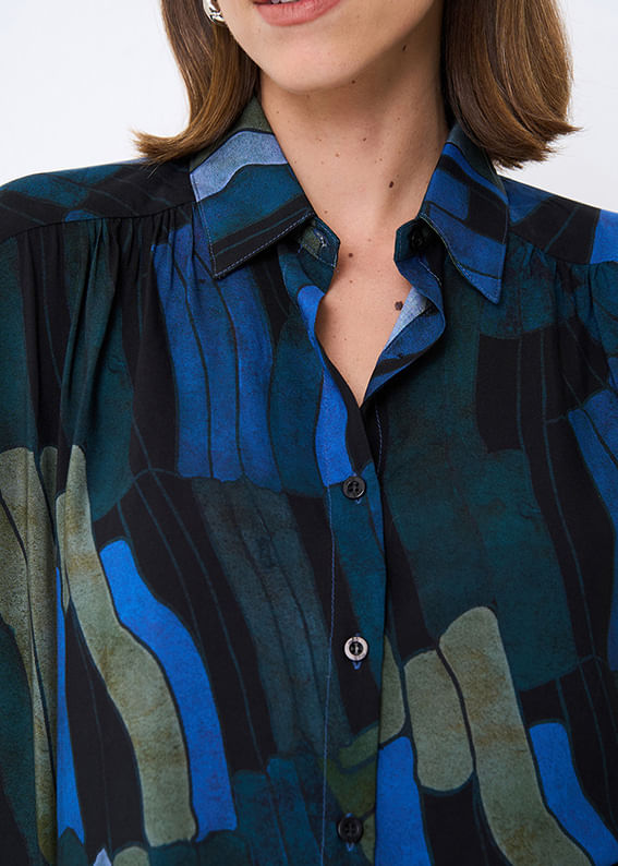 57.20.3506EST CAMISA  M/C DETALHE PREGAS ESTAMPA COLOR WINGS