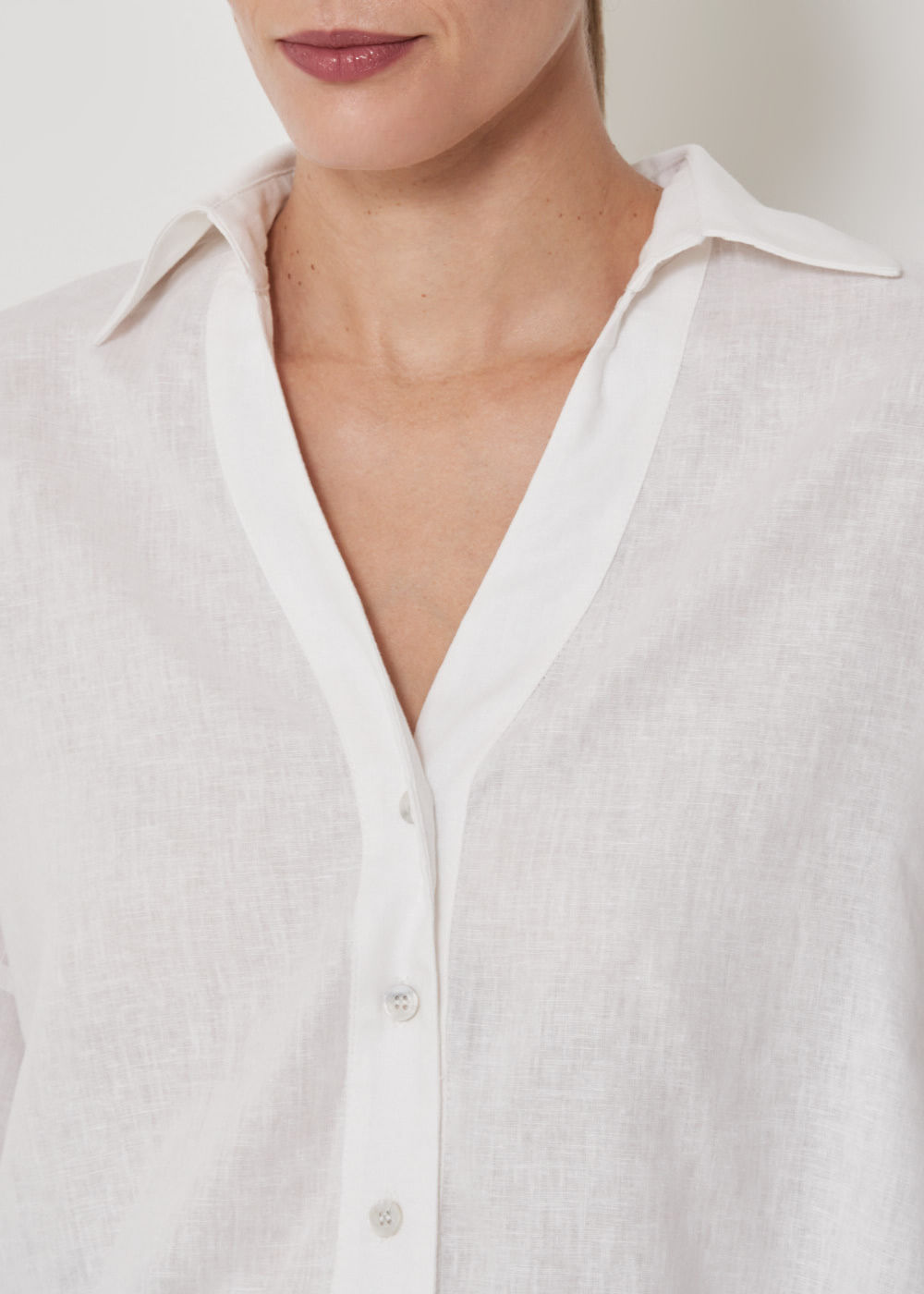55.40.3506BCO CAMISA MANGA 7/8 C/ ABOTOAMENTO