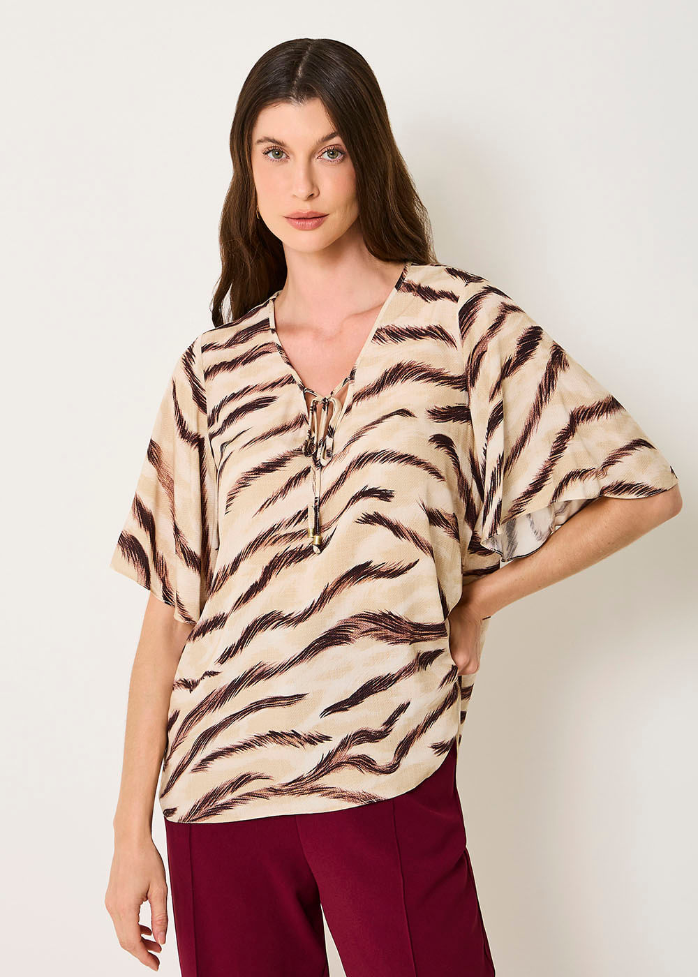 57.20.3513EST BLUSA M/C ESTAMPA WAVES DESERT