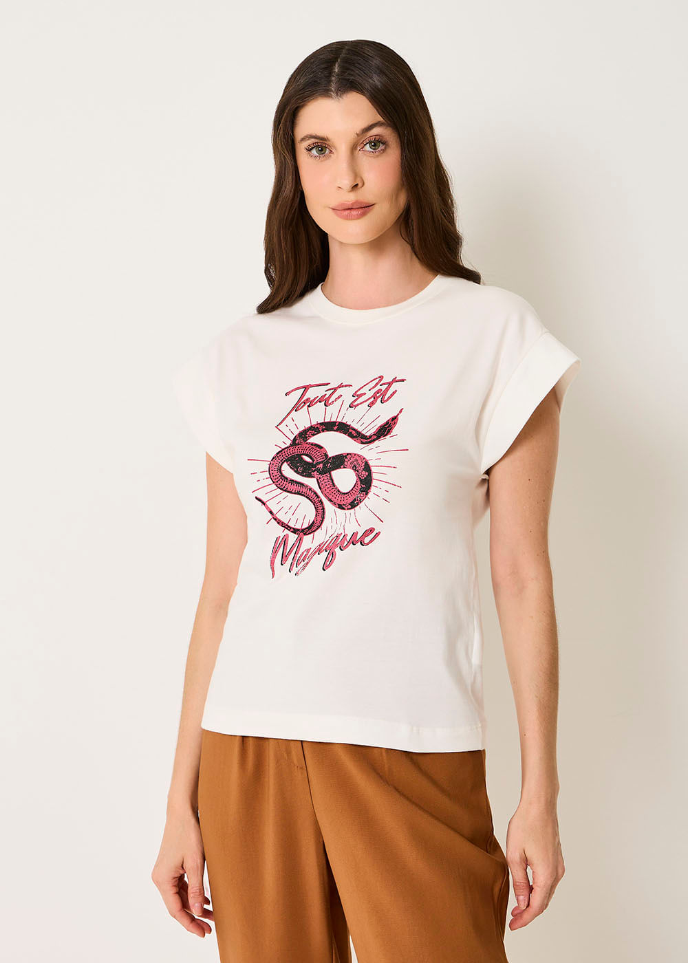67.43.3506OFW T-SHIRT M/C APLICAÇÃOTEXTURIZADA