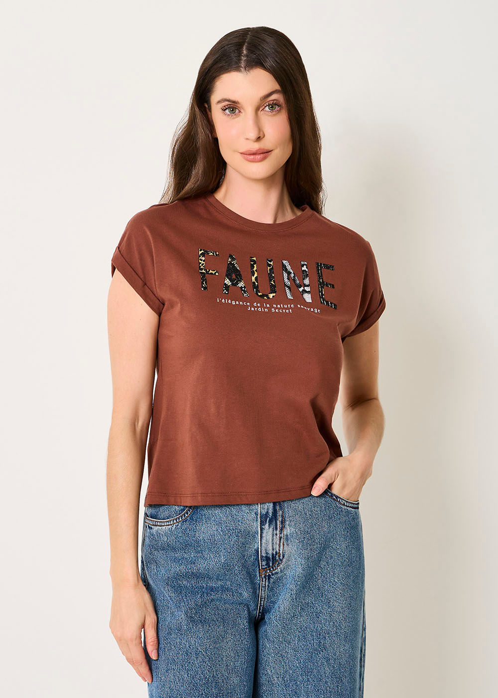 67.43.3507CHO T-SHIRT COM APLICAÇÃO  FAUNE