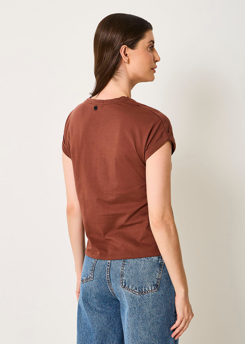67.43.3507CHO T-SHIRT COM APLICAÇÃO  FAUNE