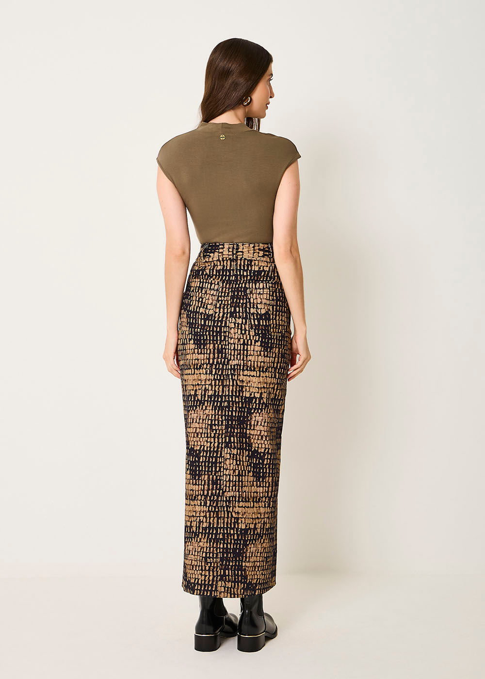 14.60.3503EST SAIA LONGA COM FENDA ESTAMPA BLOTS