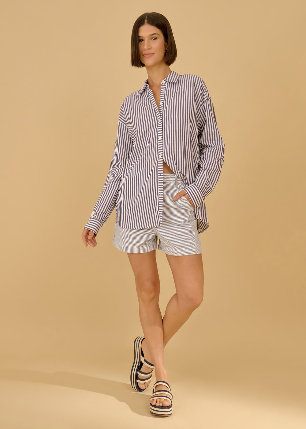 55.70.3604LIS CAMISA M/L LISTRADA OVERSIZED