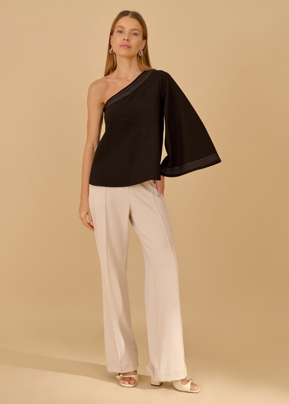 26.40.3602PTO BLUSA ALFAIATARIA UM OMBRO SÓ PESPONTADA