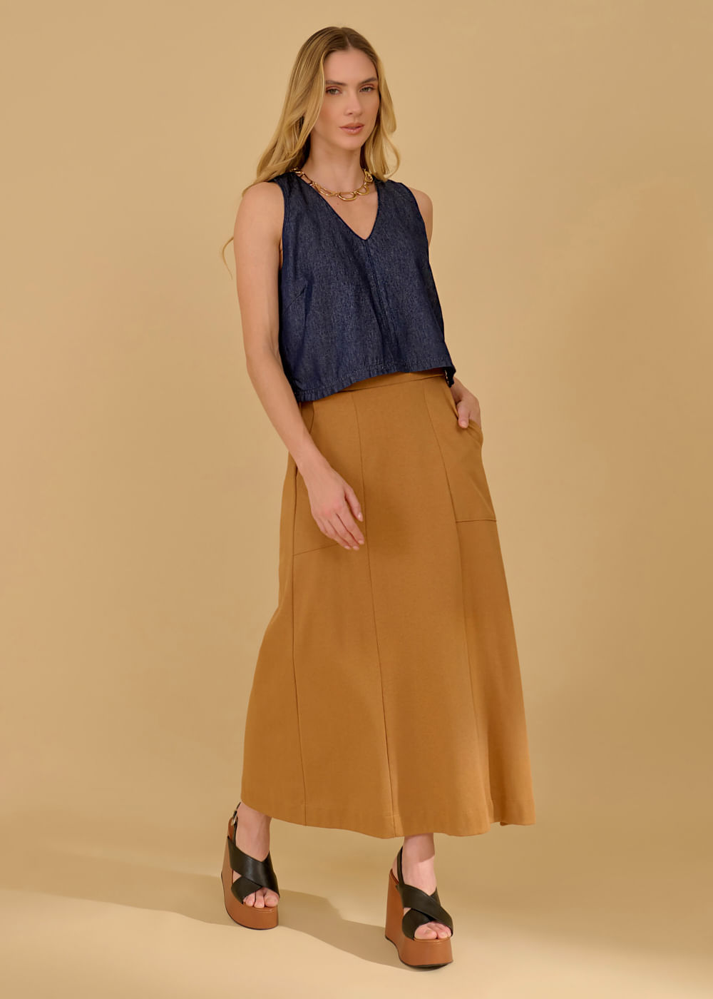 64.10.3605CML SAIA MIDI COM BOLSOS