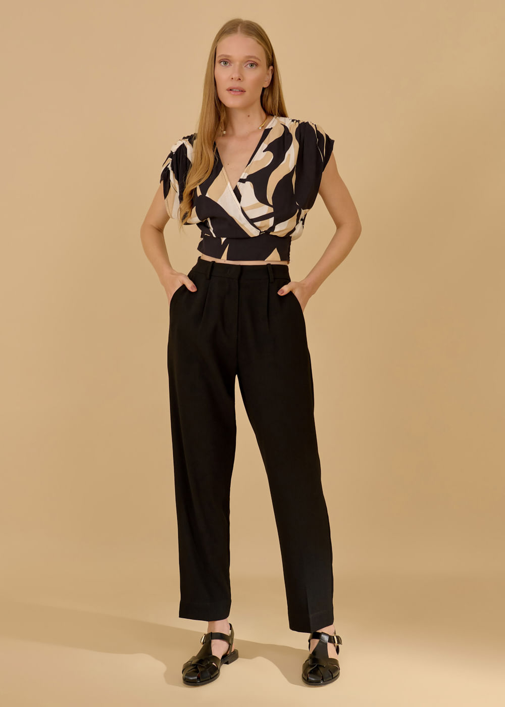 22.21.3605PTO CALÇA SLIM BOLSOS - HIGHLINE