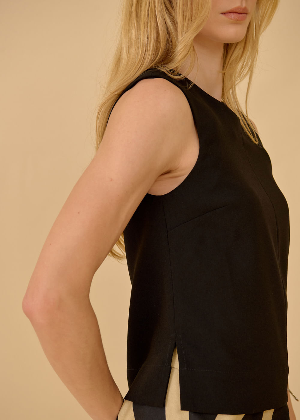 28.40.3612PTO REGATA DECOTE REDONDO - HIGHLINE